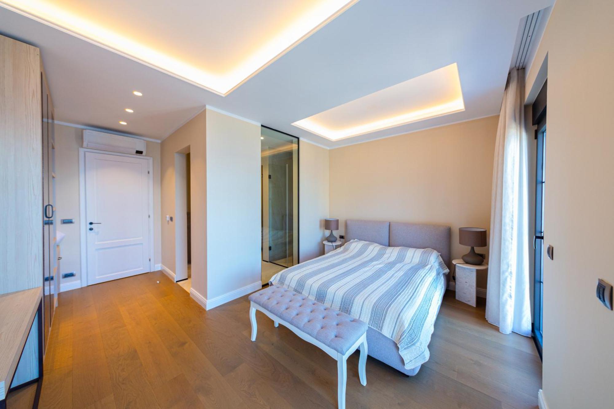Villa Seaside Shore Budva